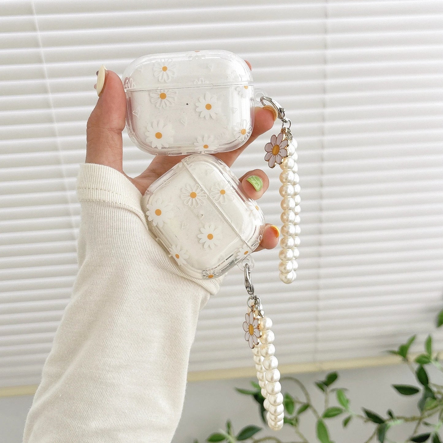 Wireless Bluetooth case for AirPods1/2 AirPods3 AirPods pro and pro2 tpu flower pattern earphone cover with imitation pearl chai Caseverse