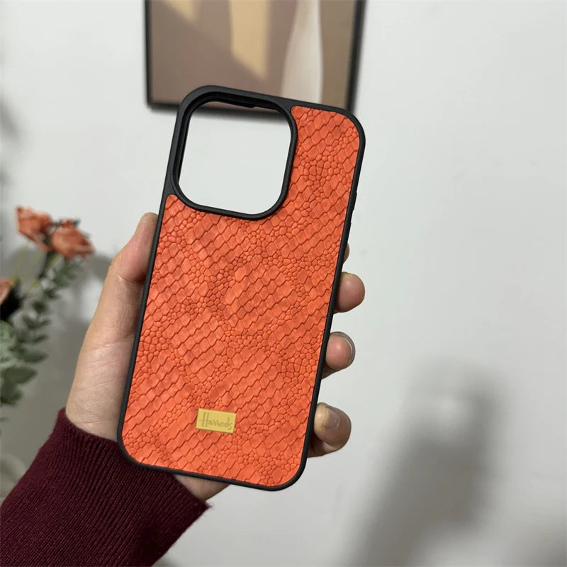Luxury relief Snakeskin pattern leather Retro Case for iPhone 16 15 14 Phone Cover 13 12 11 Pro MAX Hard Shockproof Back Funda Caseverse
