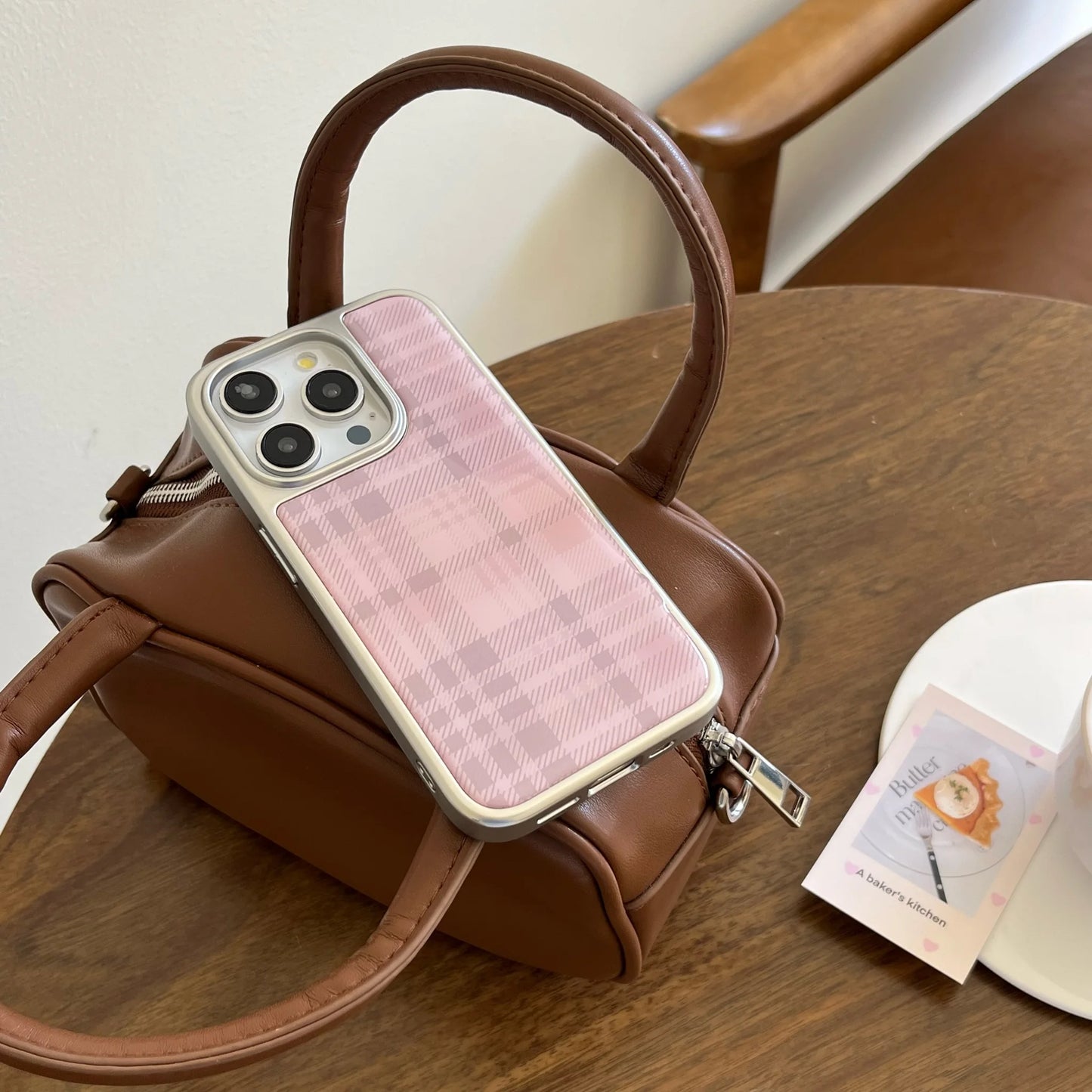 Stylish Simple Electroplate Pink Plaid Pattern Solid Color Phone for iPhone 13 14 15 16 Pro Max Glossy Shockproof Phone Case