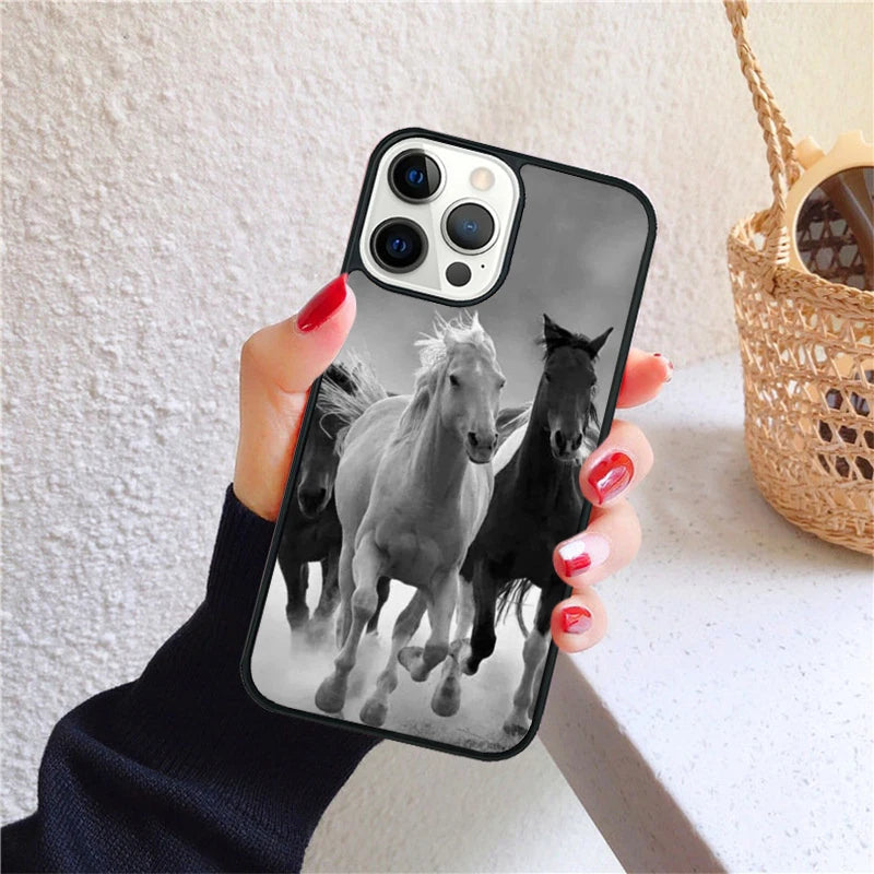 Running animal horse Phone Case for iPhone X XS XR 16 PRO MAX 15 14 PLUS 11 12 13 mini Back Cover Fundas Shell Caseverse
