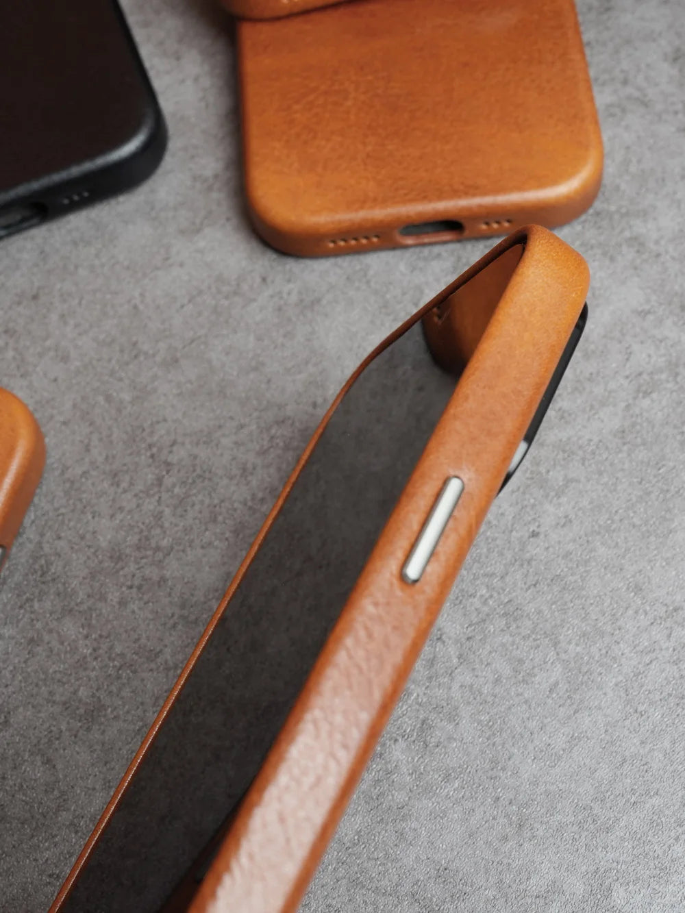 YMW Magnetic Genuine Leather Case for iPhone 16 Pro Max 15 14 Personality Cowhide Magnetic Phone Cover - Caseverse