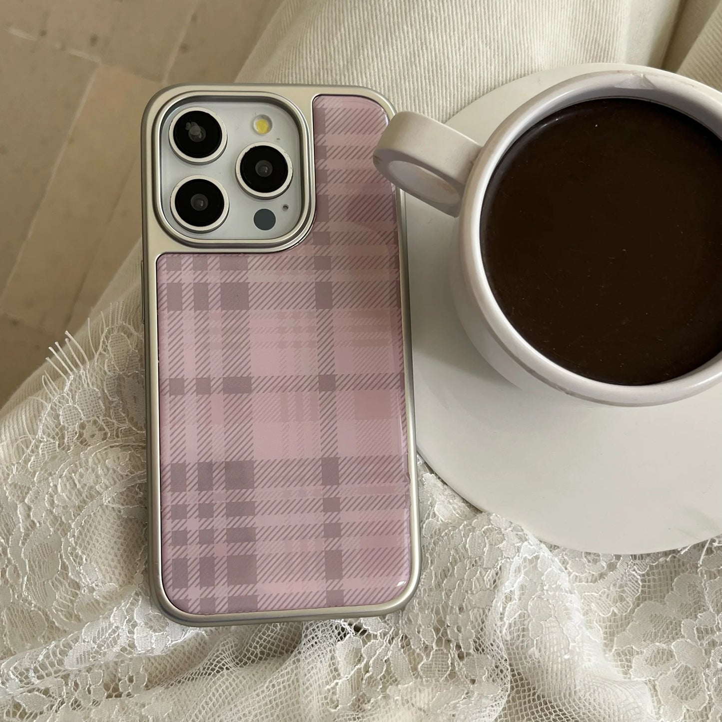 Stylish Simple Electroplate Pink Plaid Pattern Solid Color Phone for iPhone 13 14 15 16 Pro Max Glossy Shockproof Phone Case