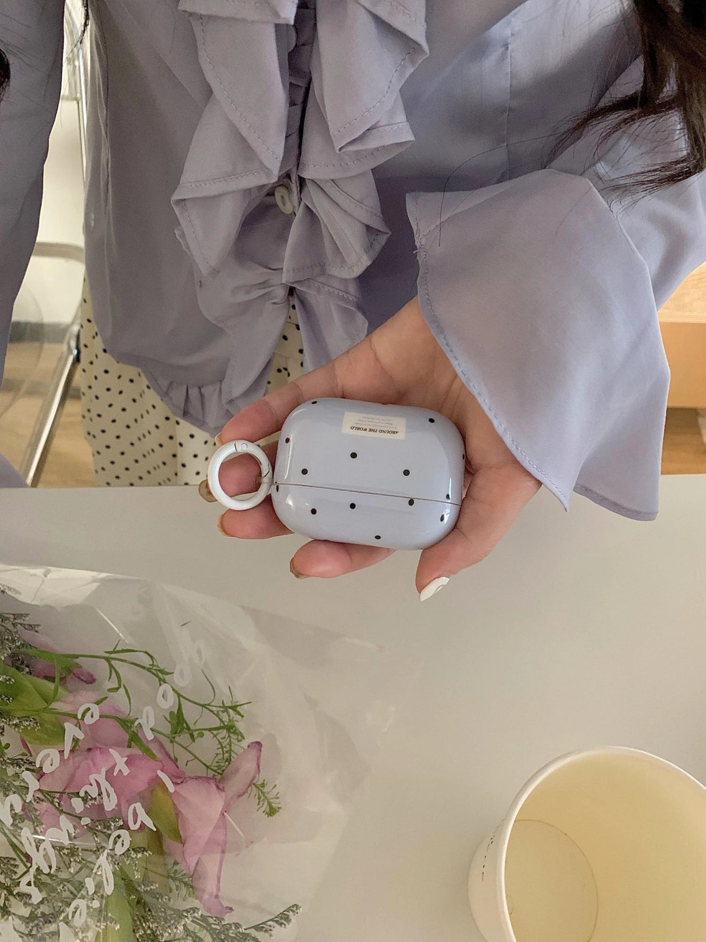 The Blue Polka Dot + Ring Is Suitable for Apple for Airpodspro2 Case/For Airpodspro Case/For Airpods4 Case/For Airpods3 Case/For Airpods2 Case/Fashion Earphone Case/Simple Earphone Case Caseverse
