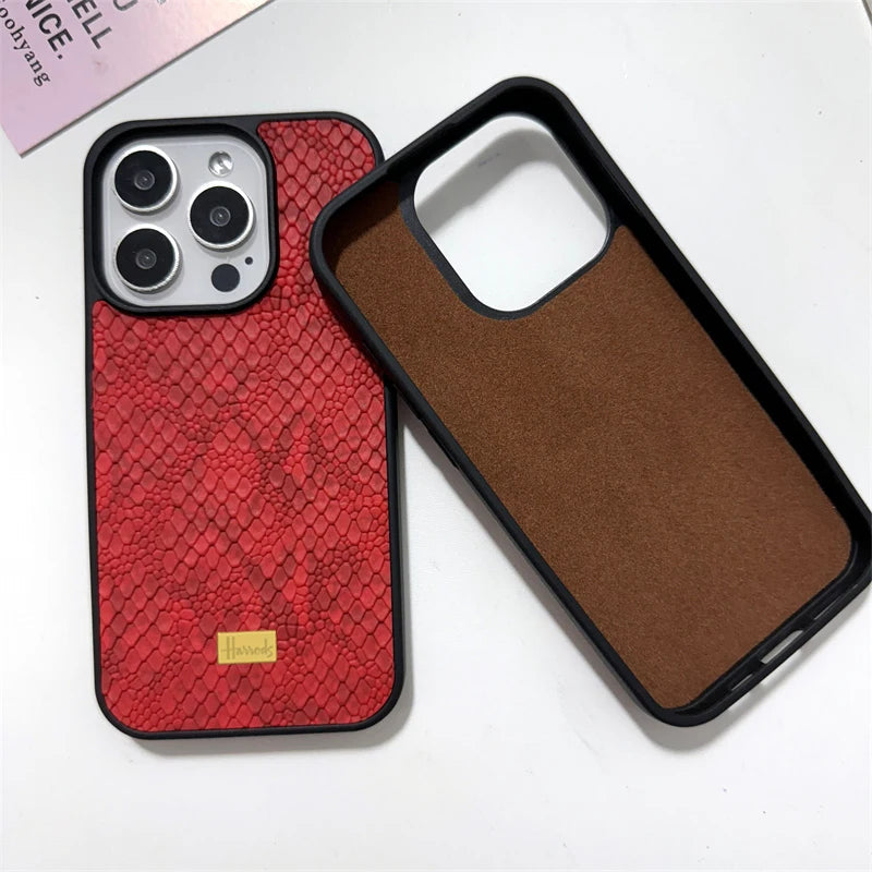 Luxury relief Snakeskin pattern leather Retro Case for iPhone 16 15 14 Phone Cover 13 12 11 Pro MAX Hard Shockproof Back Funda Caseverse