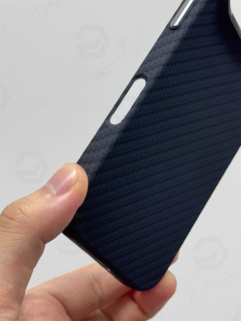 Luxury Alloy Lens 3D Relief Black Carbon Fibre Pattern Case For iPhone 13 14 15 16 Pro Max Slim Shockproof PC Cover For Magsafe Caseverse